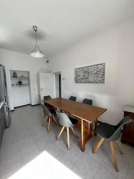 Appartamento Varenna La Casa Di Giulia Fiumelatte
